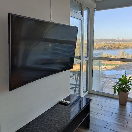 4 Rooms Apartment With A View Of The Dnieper River Kiev Dış mekan fotoğraf